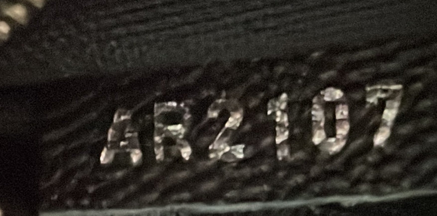 Pre-Loved Louis Vuitton Vaneau Handbag Epi Leather MM - Image 8