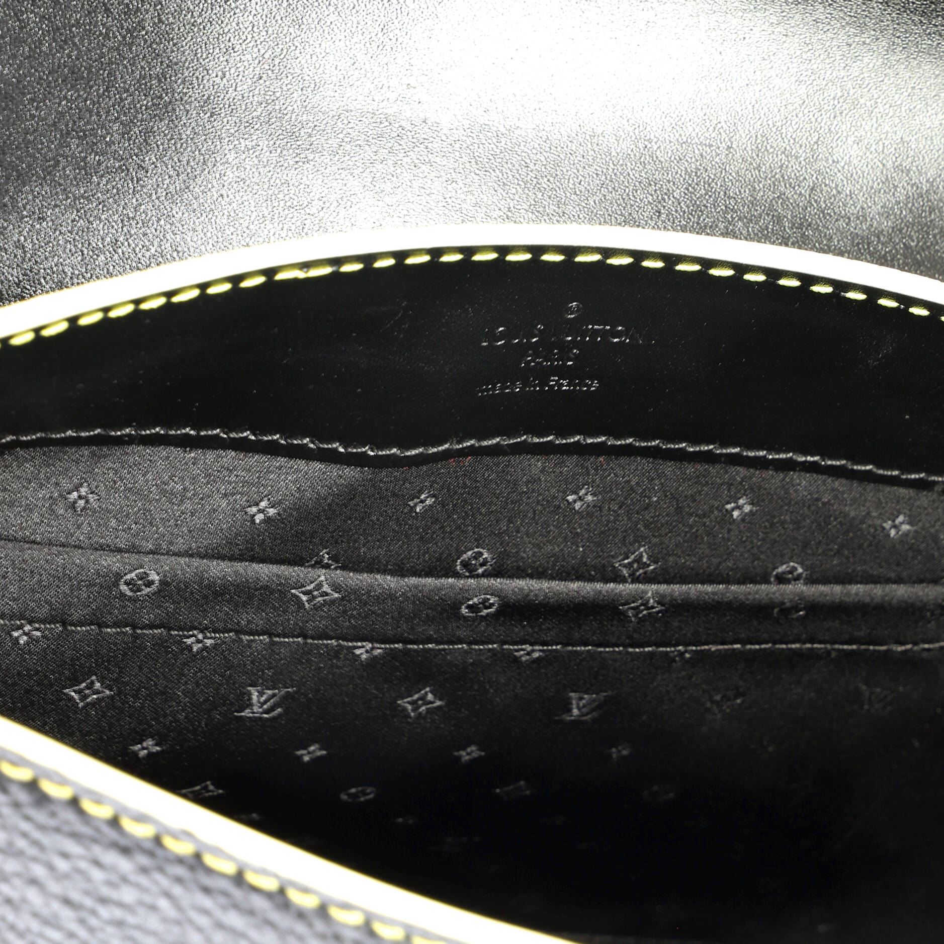 Pre-Loved Louis Vuitton Suhali Le Talentueux Handbag Leather - Image 8