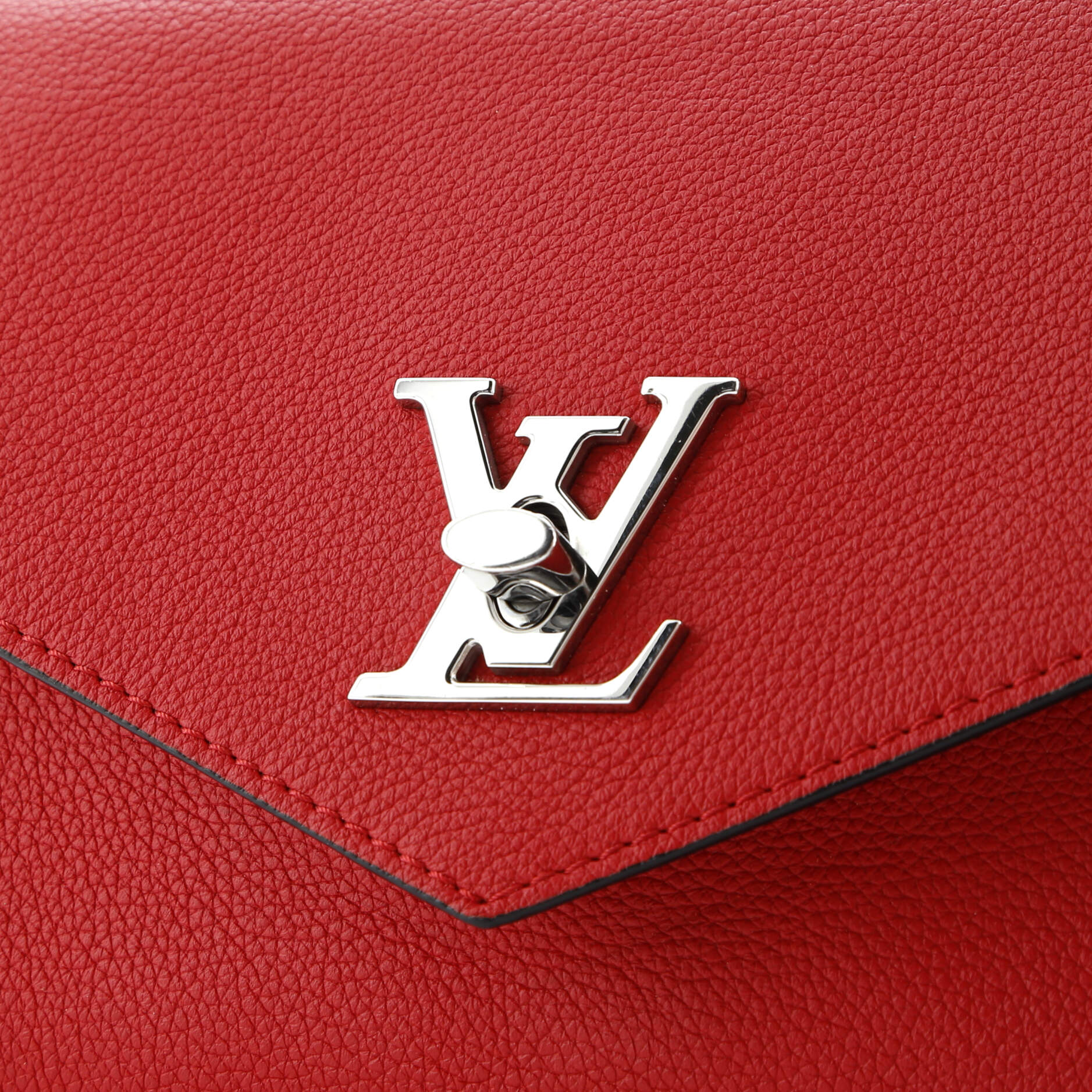 Pre-Loved Louis Vuitton Mylockme Handbag Leather BB - Image 7