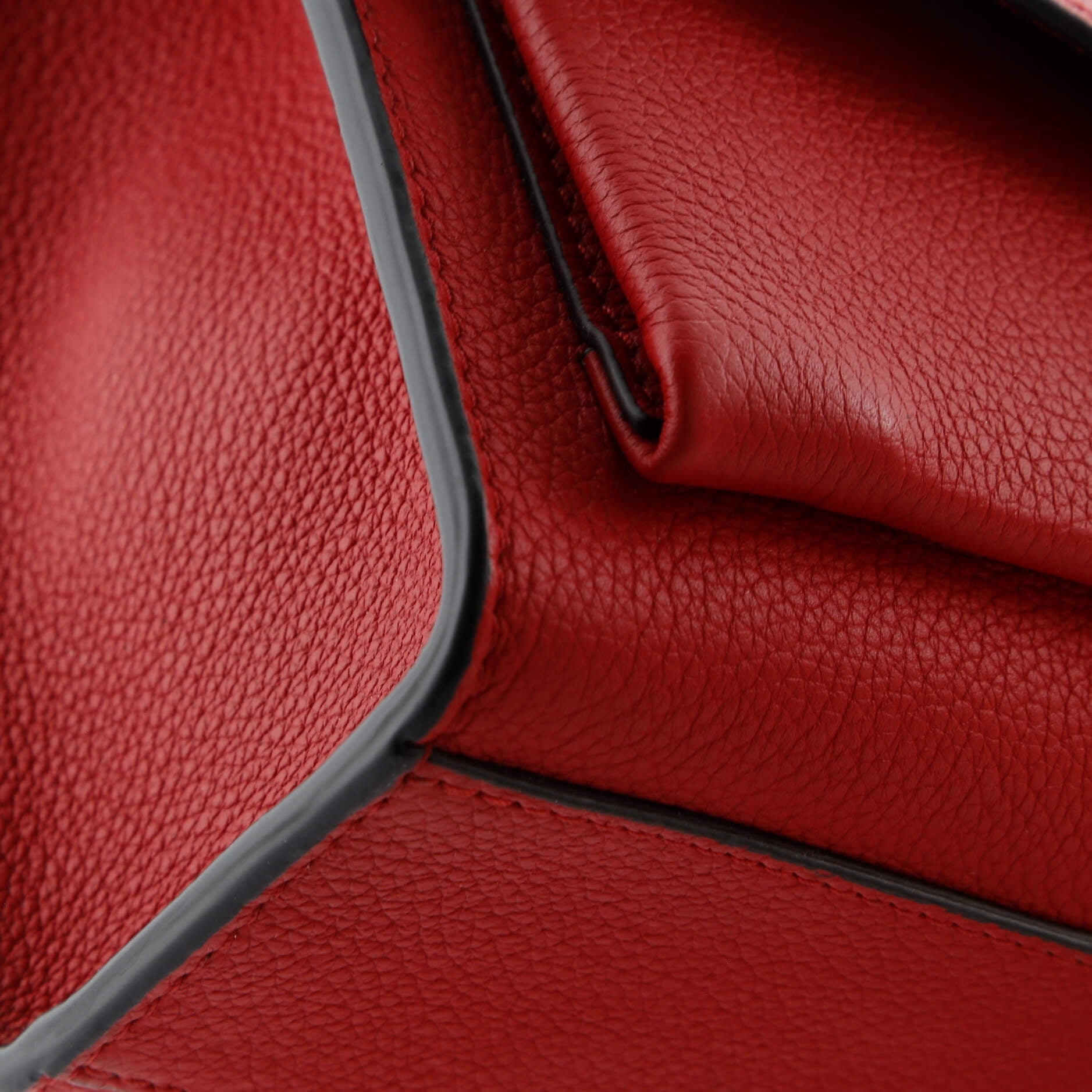 Pre-Loved Louis Vuitton Mylockme Handbag Leather BB - Image 8