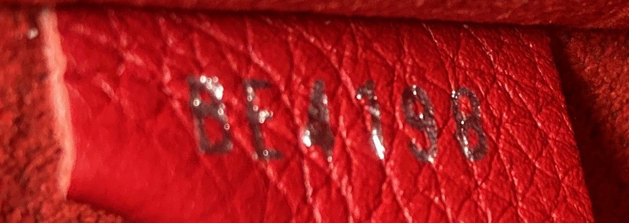 Pre-Loved Louis Vuitton Mylockme Handbag Leather BB - Image 9