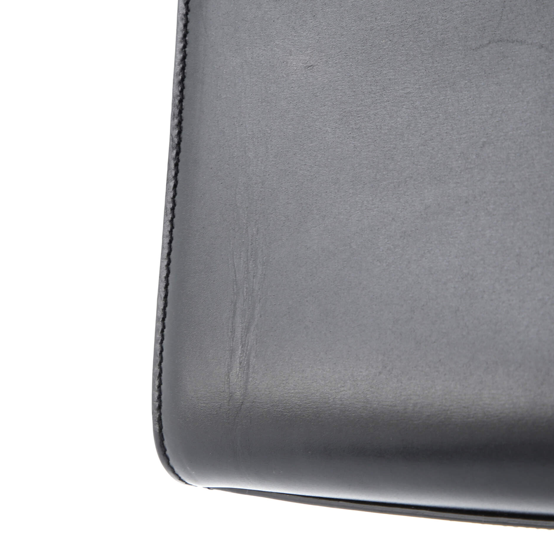 Pre-Loved Saint Laurent Manhattan Shoulder Bag Leather Medium - Image 7