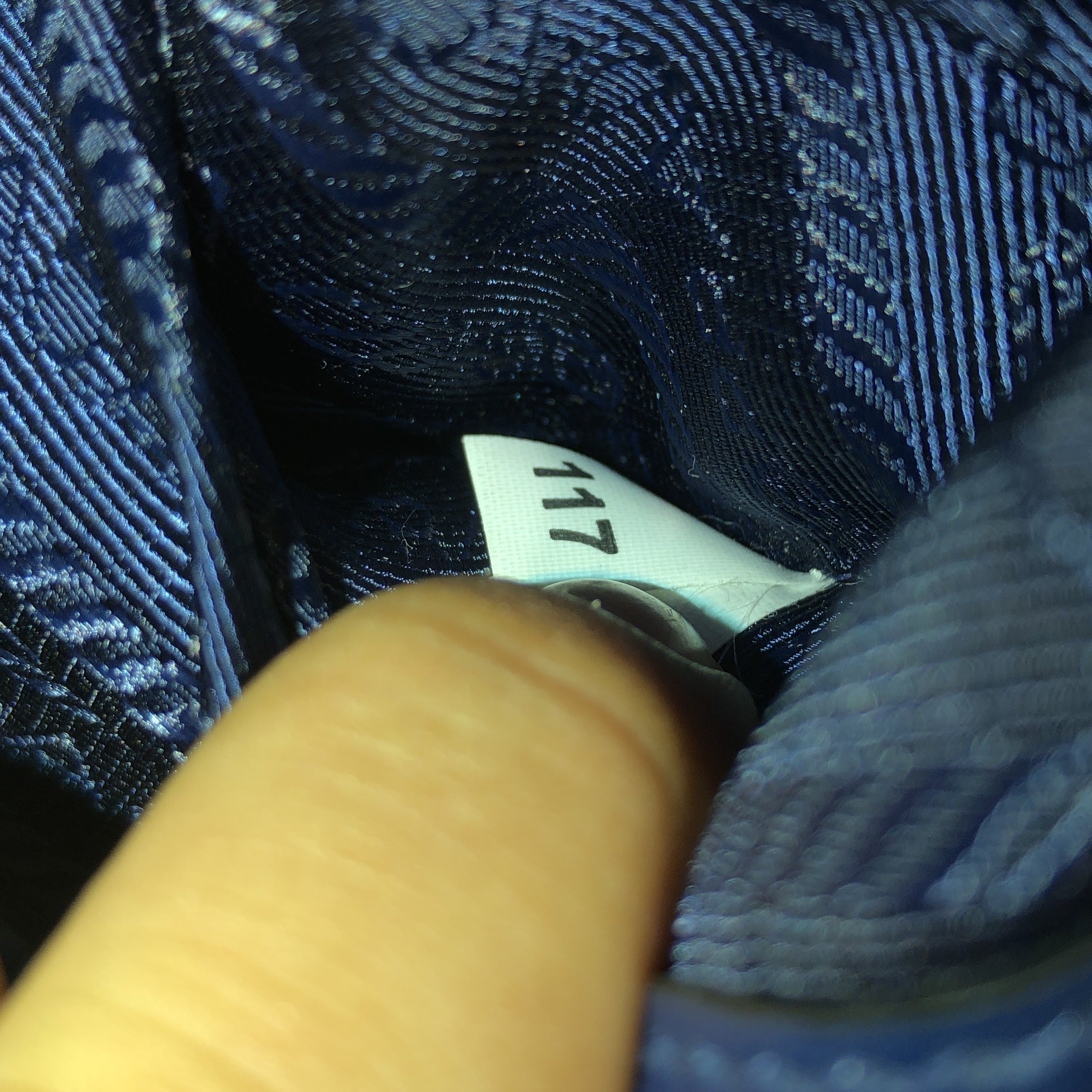 Pre-Loved Prada Monochrome Tote Saffiano with City Calf Medium - Image 6