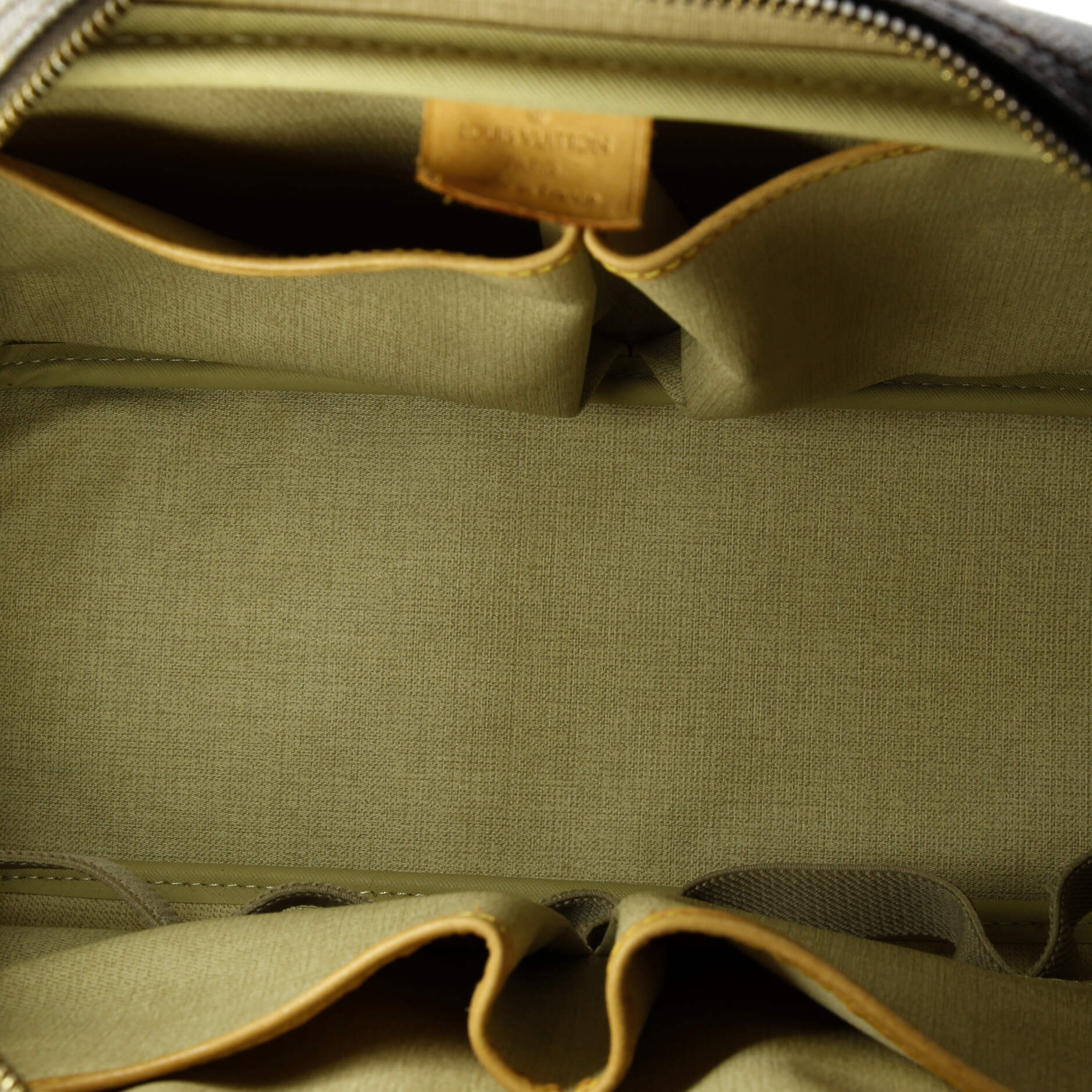 Pre-Loved Louis Vuitton Deauville Handbag Monogram Canvas - Image 5