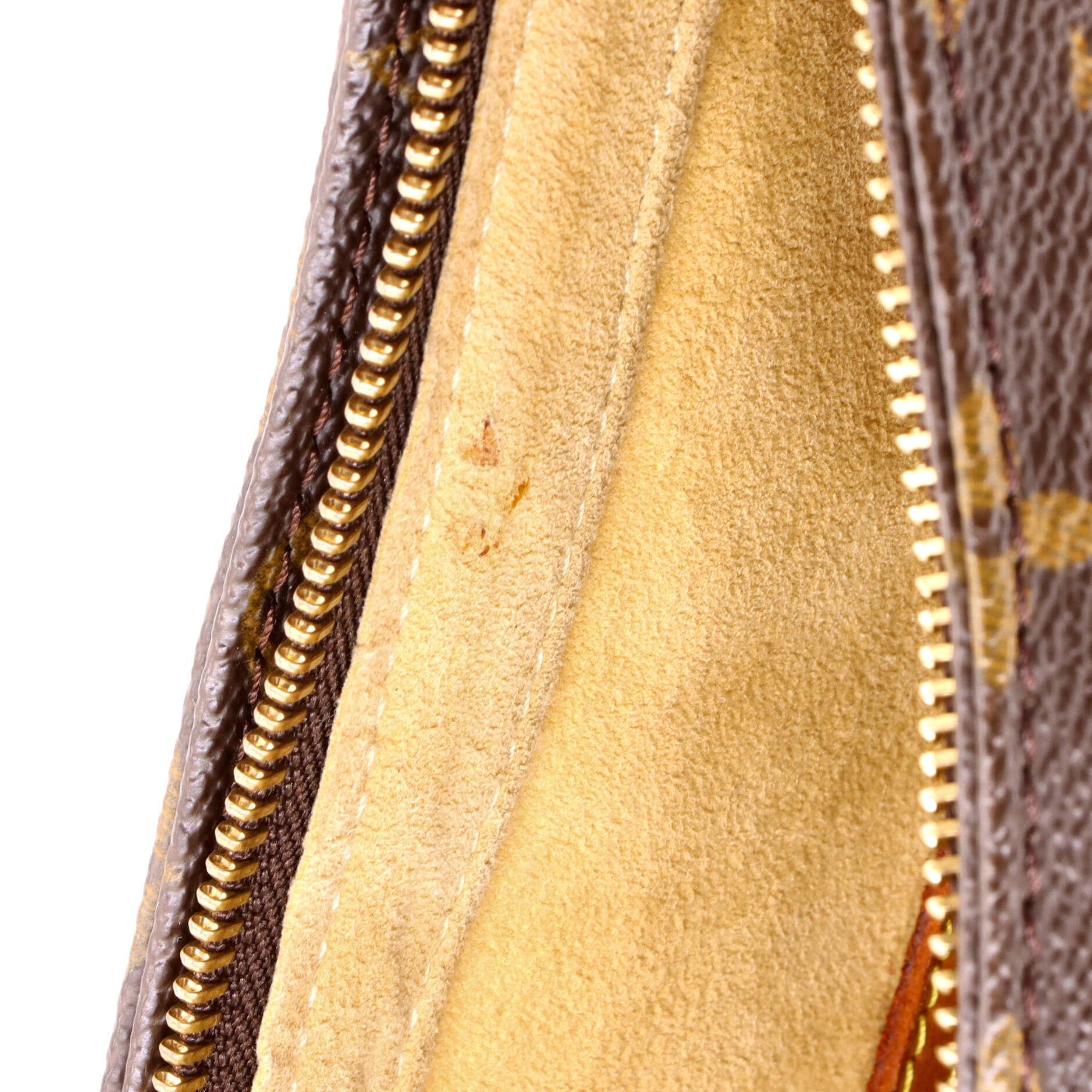 Pre-Loved Louis Vuitton Looping Handbag Monogram Canvas GM - Image 6