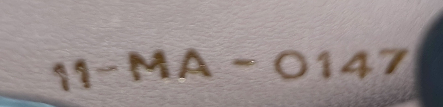 Pre-Loved Christian Dior Bee Clutch Leather - Image 6