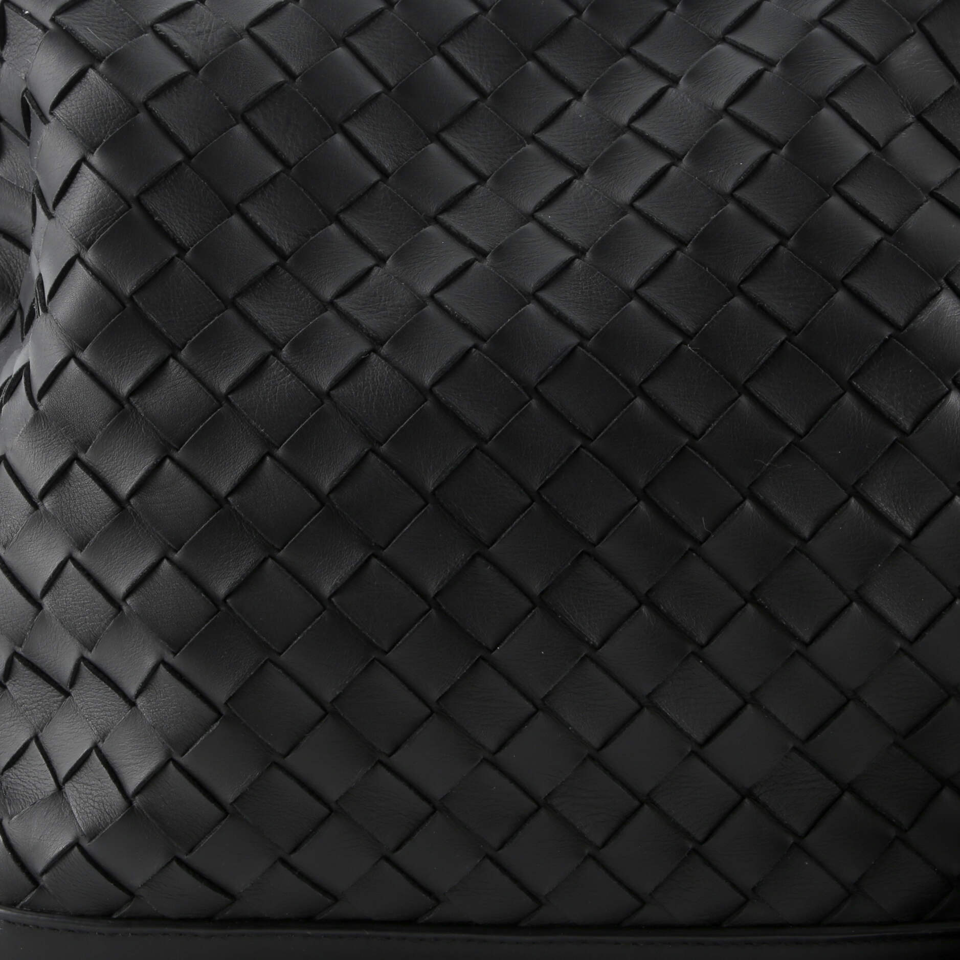 Pre-Loved Bottega Veneta Classic Fold Over Messenger Bag Intrecciato Leather Large - Image 7