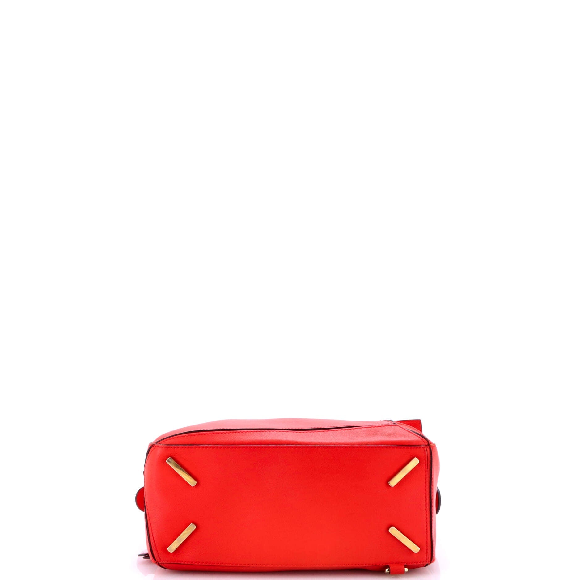 Pre-Loved Loewe Puzzle Bag Leather Medium - Image 4