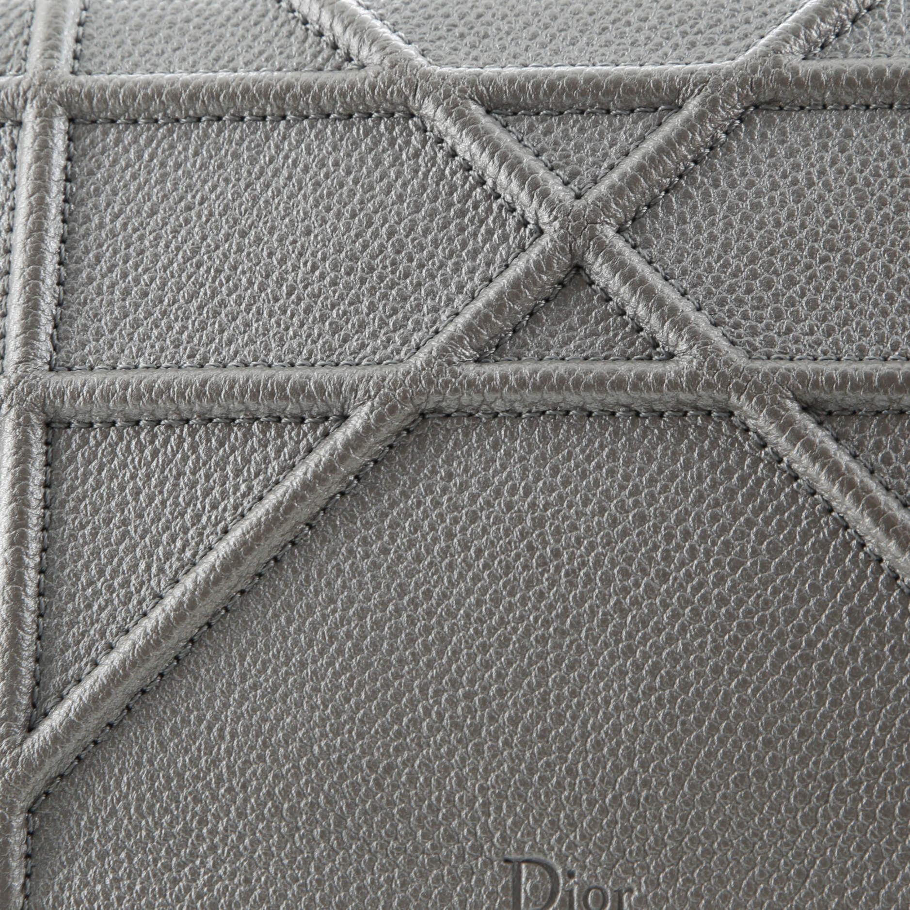 Pre-Loved Christian Dior Diorama Wallet on Chain Leather - Image 7