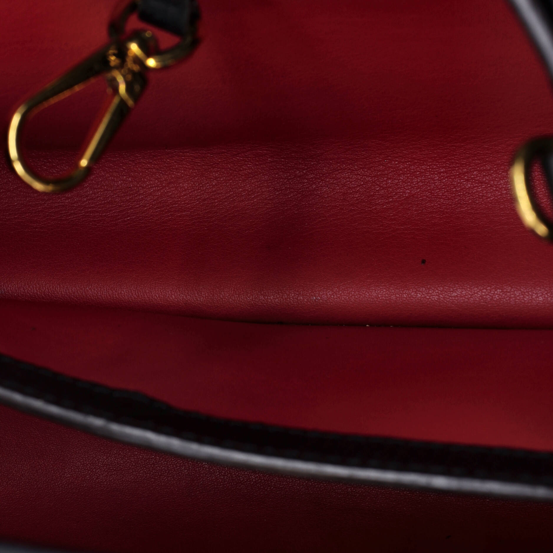 Pre-Loved Louis Vuitton Capucines Bag Leather BB - Image 5