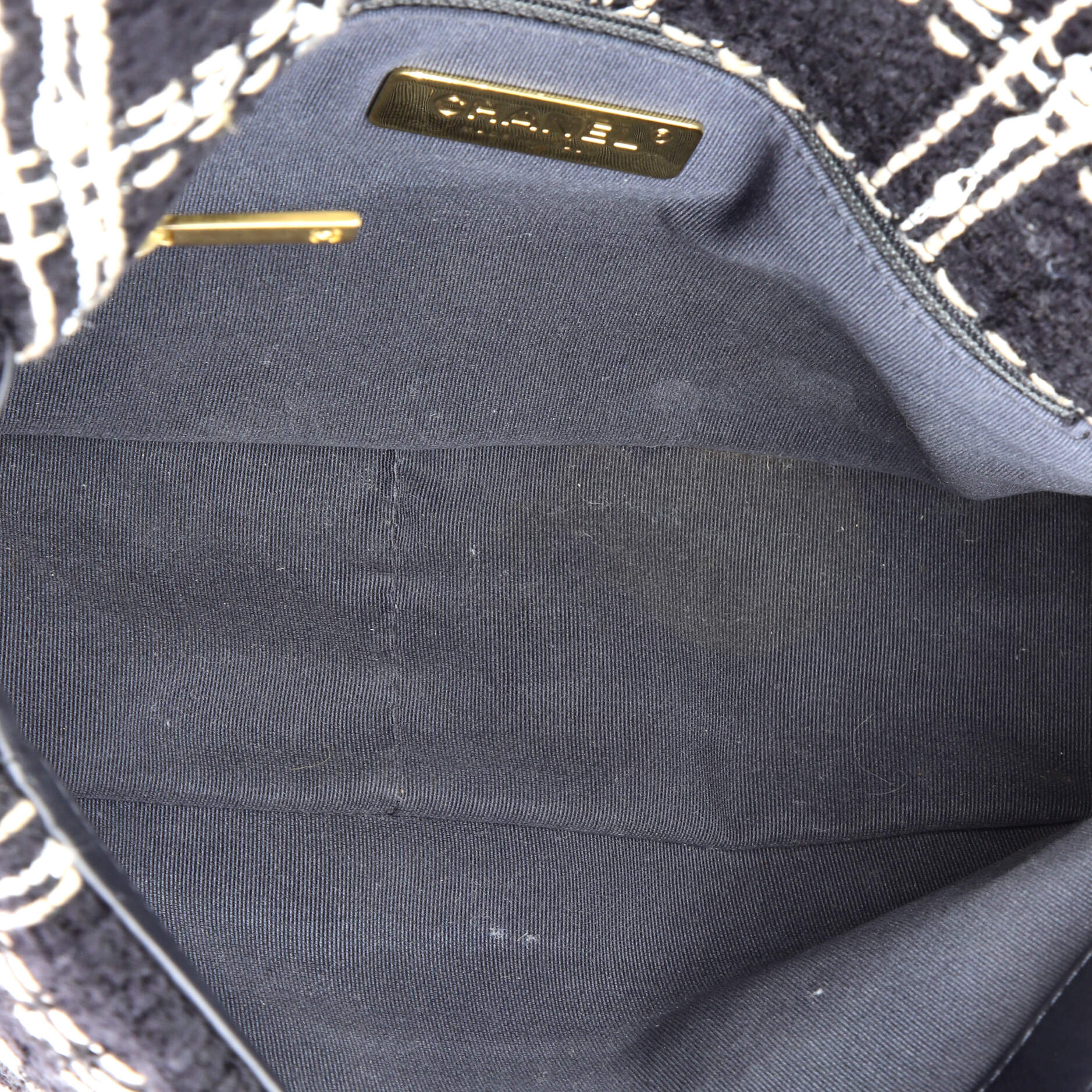 Pre-Loved Chanel 19 Flap Bag Quilted Tweed Medium - Image 5