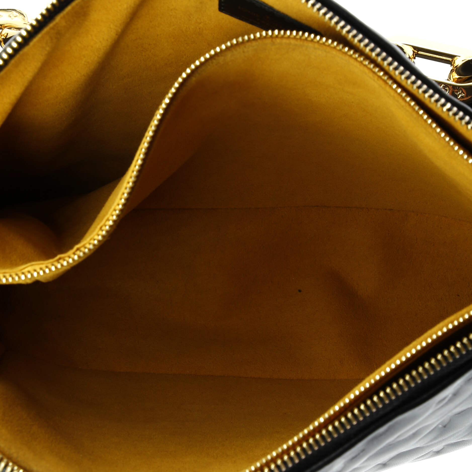 Pre-Loved Louis Vuitton Coussin Bag Monogram Embossed Lambskin MM - Image 5