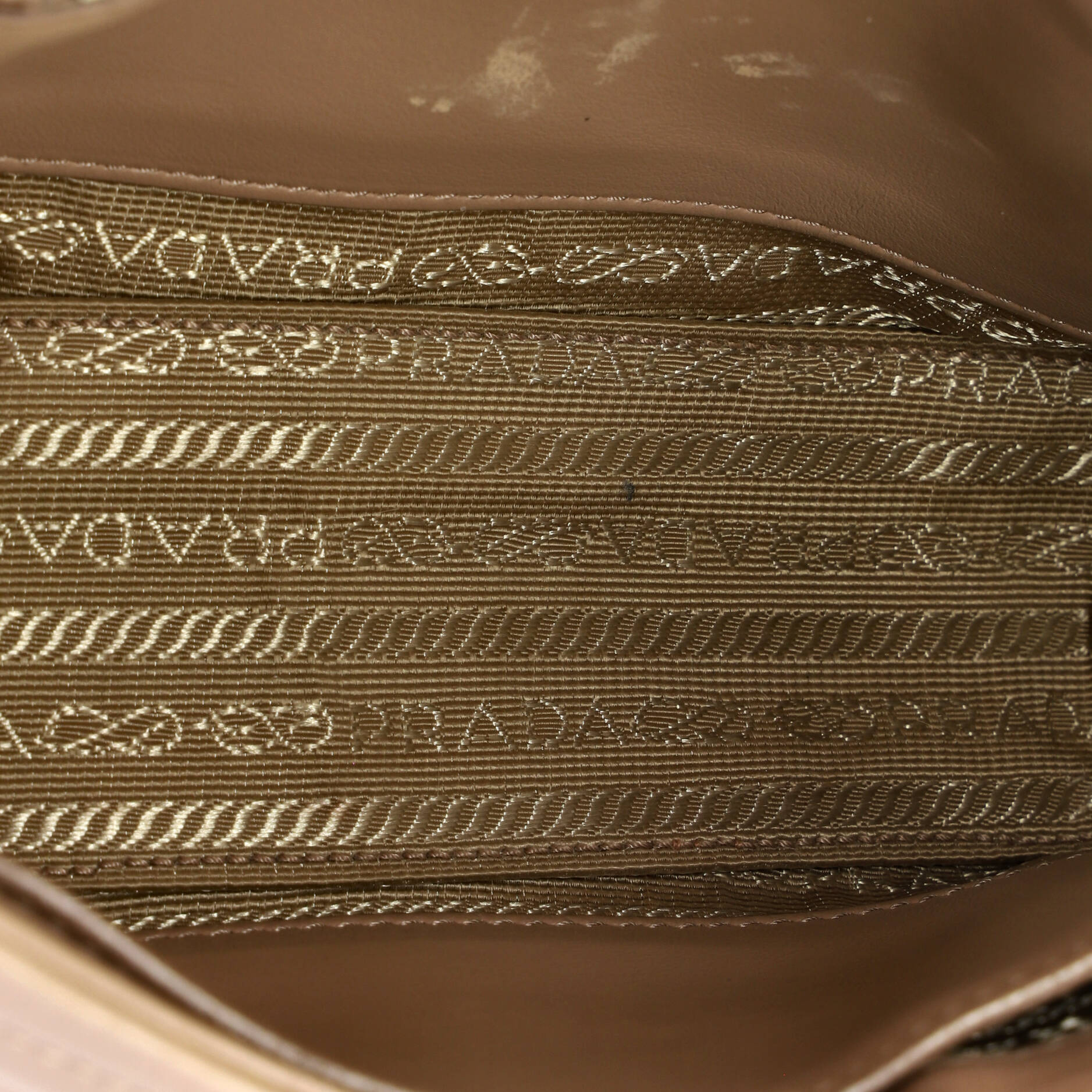 Pre-Loved Prada Curved Flap Chain Shoulder Bag Diagramme Quilted Leather Small - Image 5