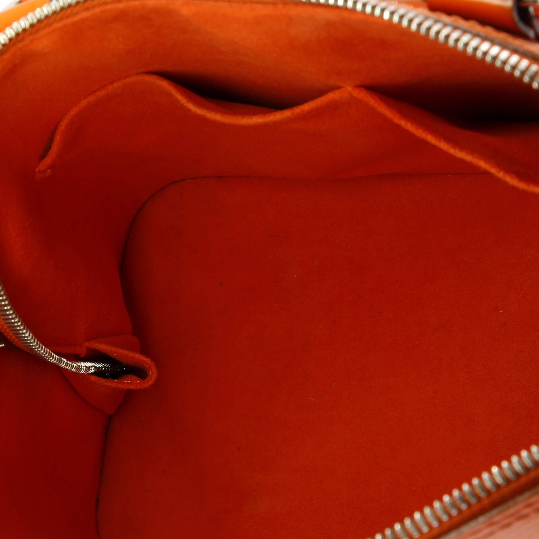 Pre-Loved Louis Vuitton Alma Handbag Epi Leather PM - Image 5