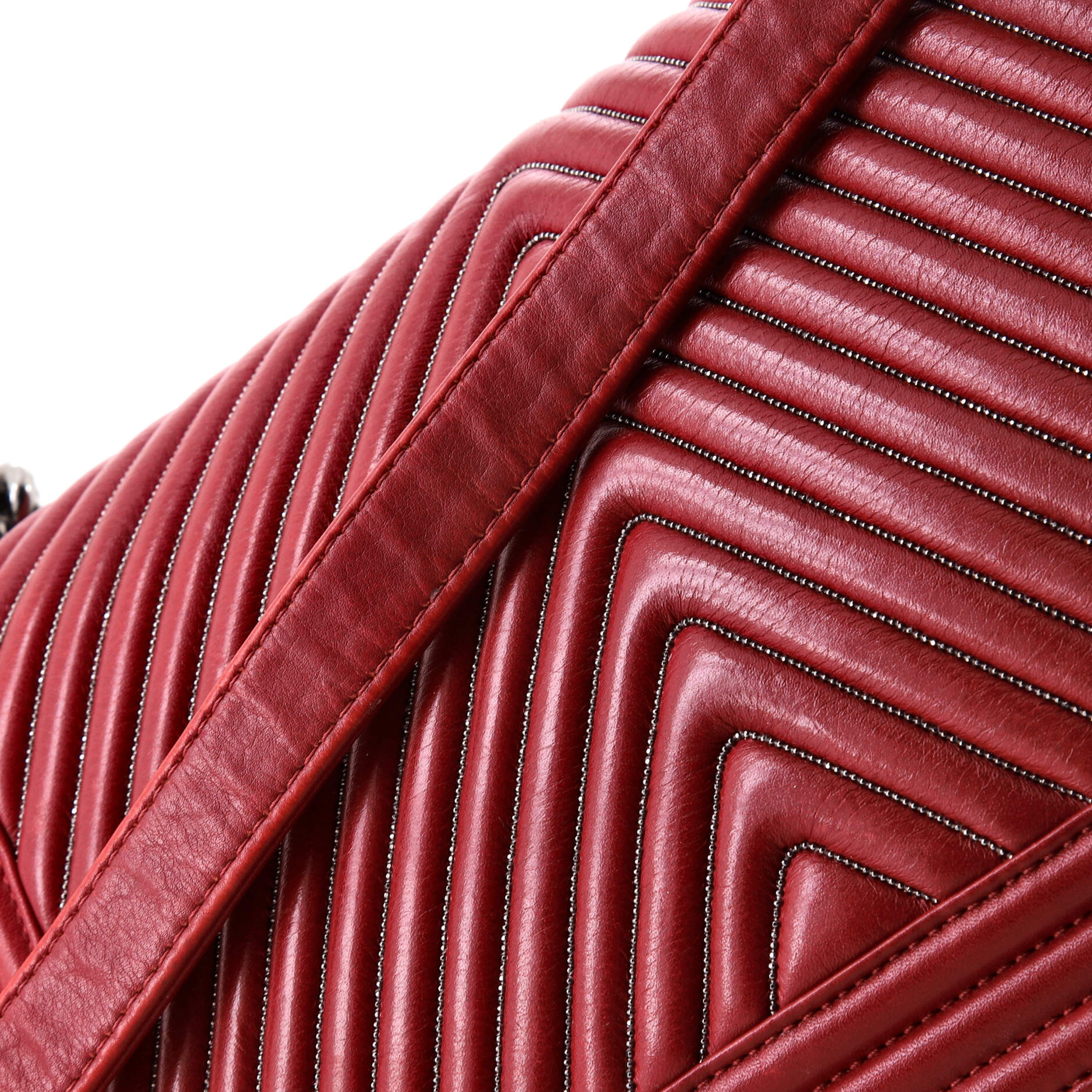 Pre-Loved Chanel Boy Flap Bag Chevron Calfskin with Micro Chain Detail Old Medium - Image 8