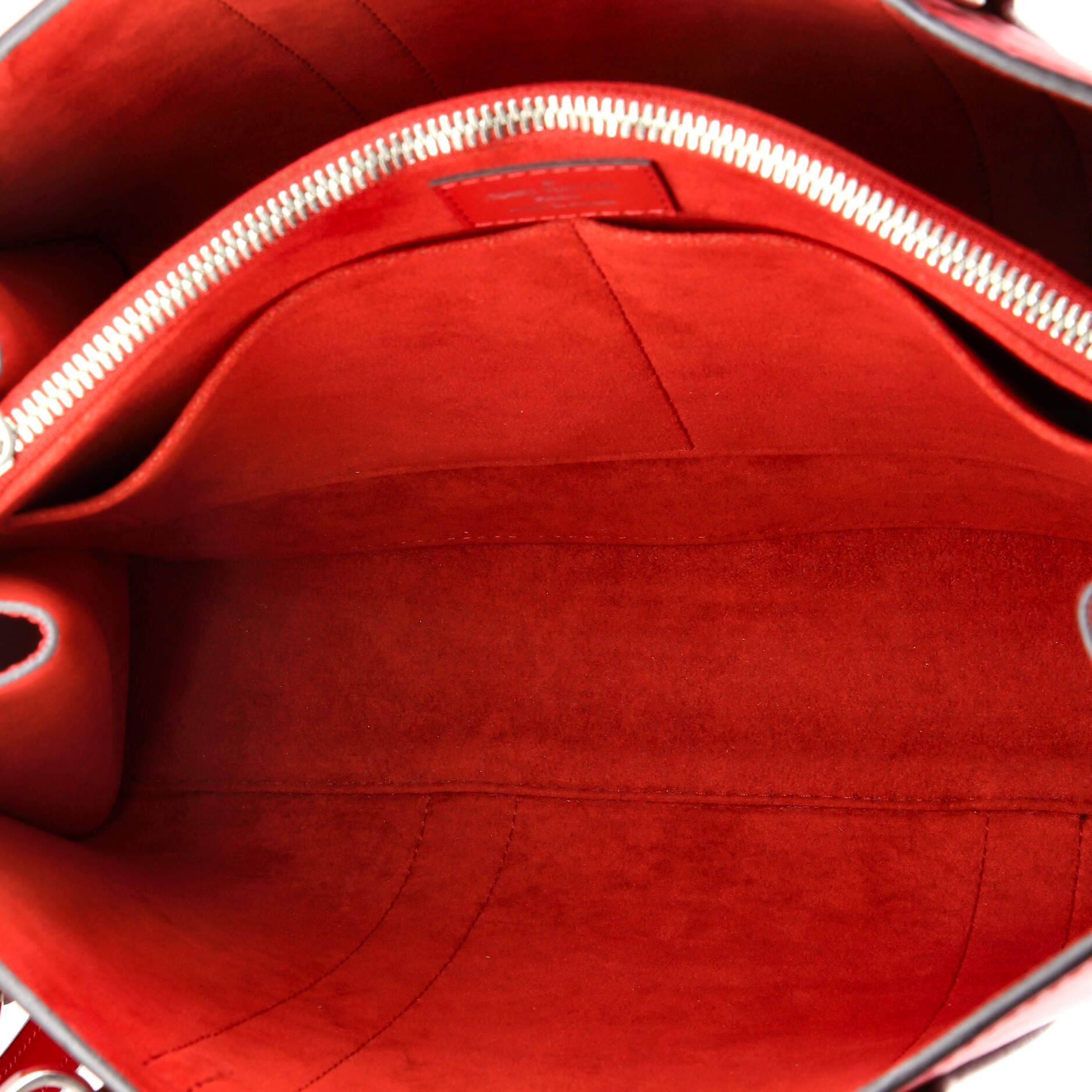 Pre-Loved Louis Vuitton Very Tote Monogram Leather MM - Image 5