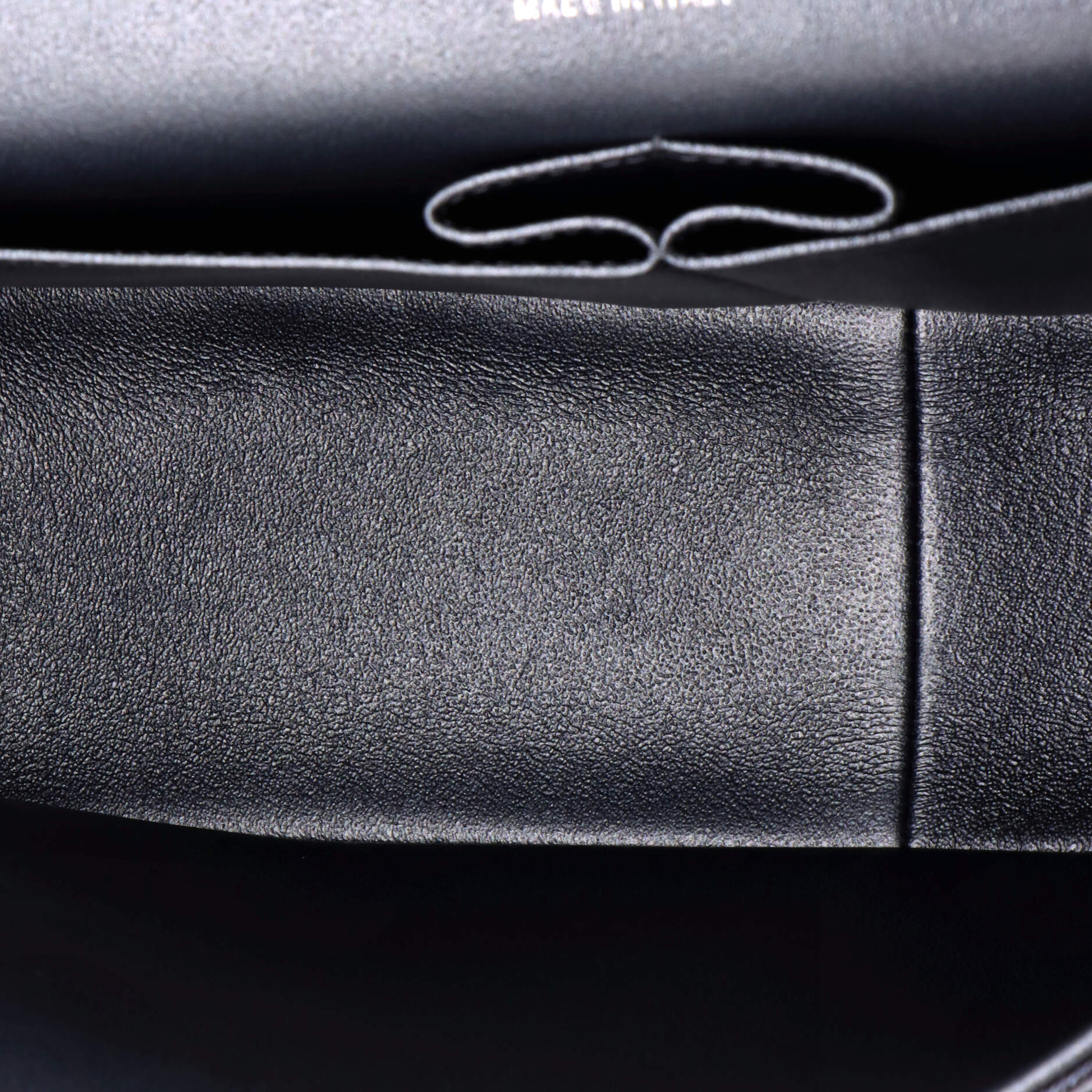 Pre-Loved Chanel Classic Double Flap Bag Chevron Iridescent Caviar Jumbo - Image 6