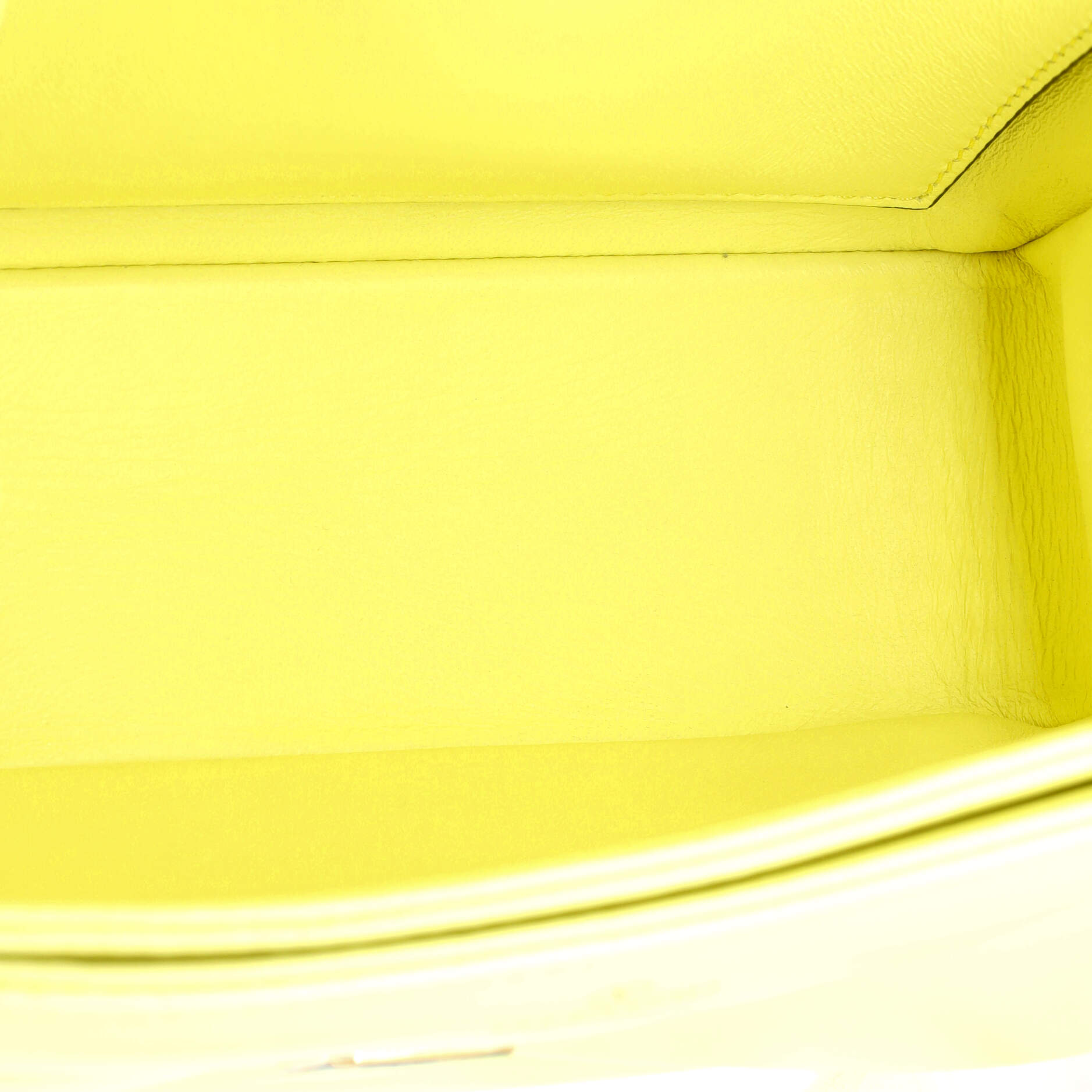 Pre-Loved Valentino One Stud Chain Flap Bag Leather Small - Image 5