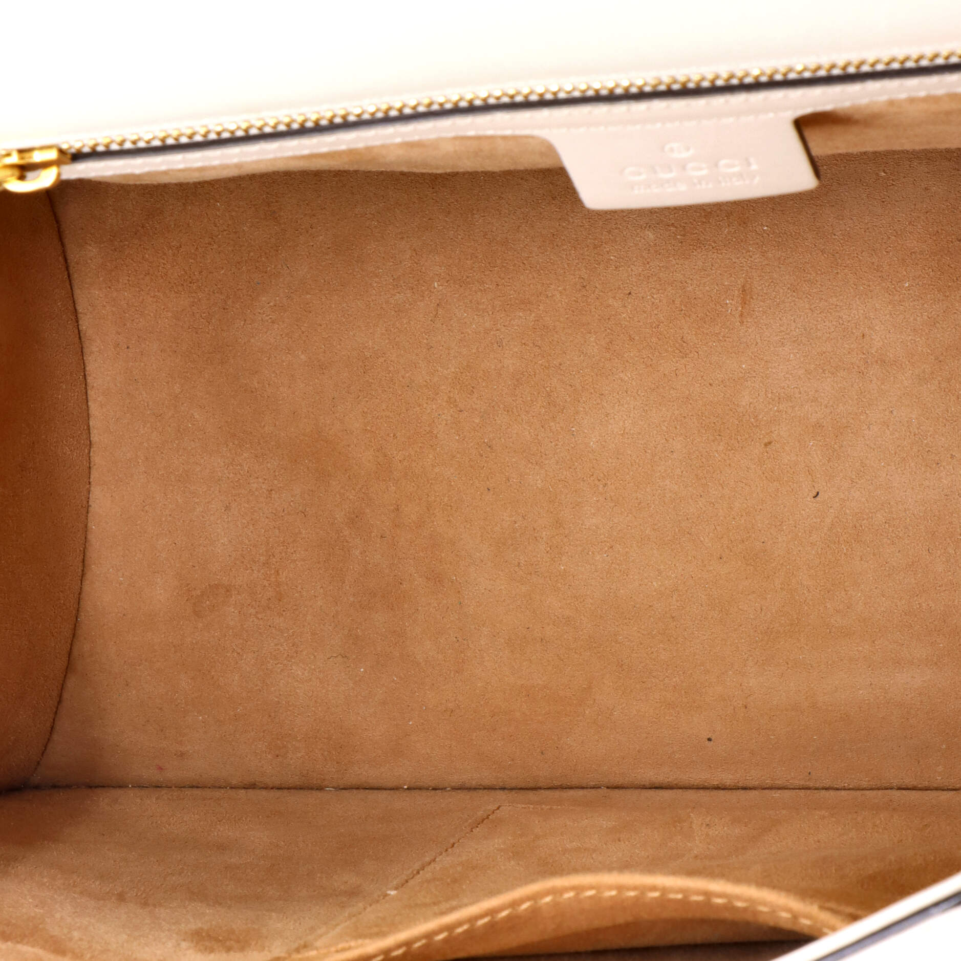 Pre-Loved Gucci Sylvie Top Handle Bag Leather Medium - Image 5