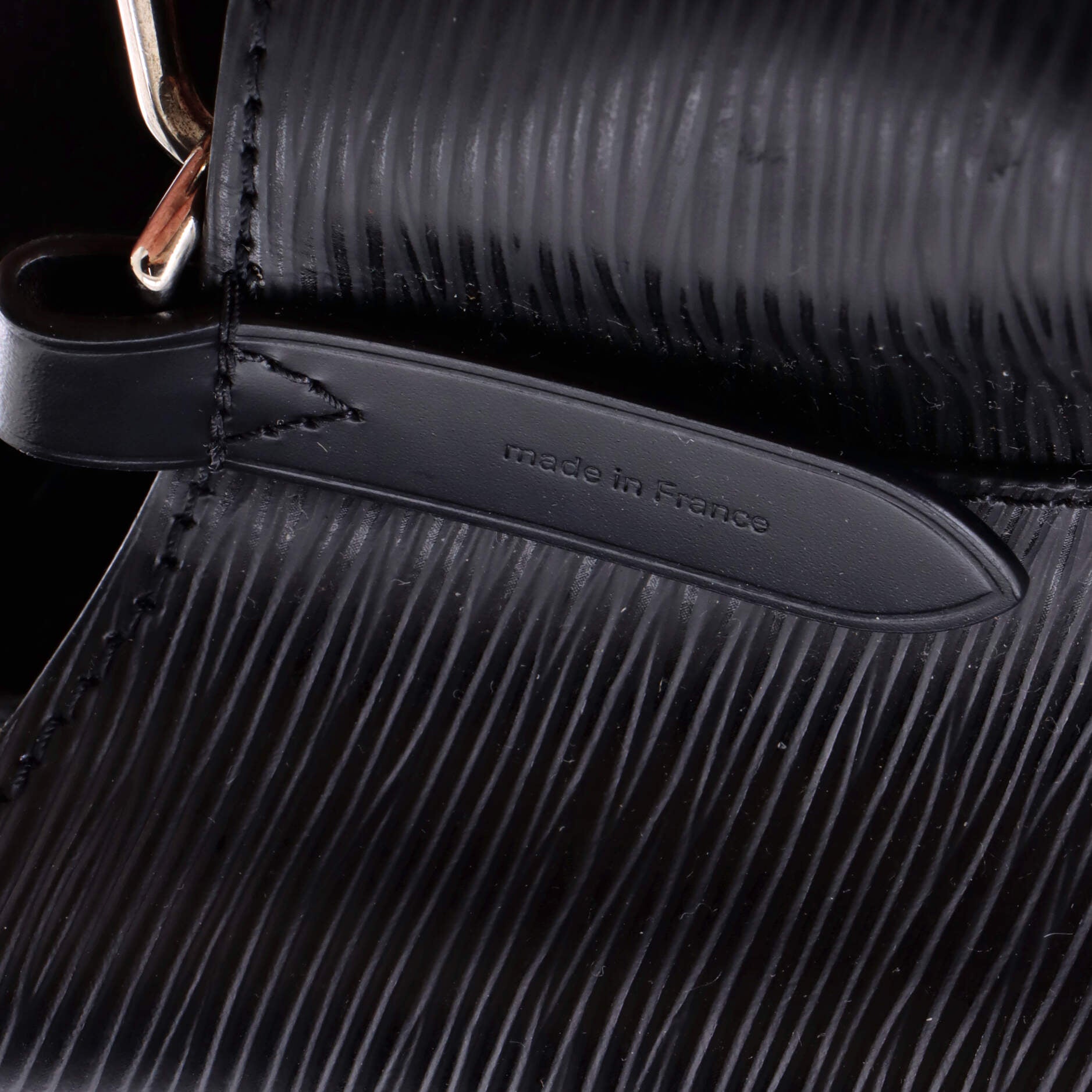 Pre-Loved Louis Vuitton NeoNoe Handbag Epi Leather MM - Image 6