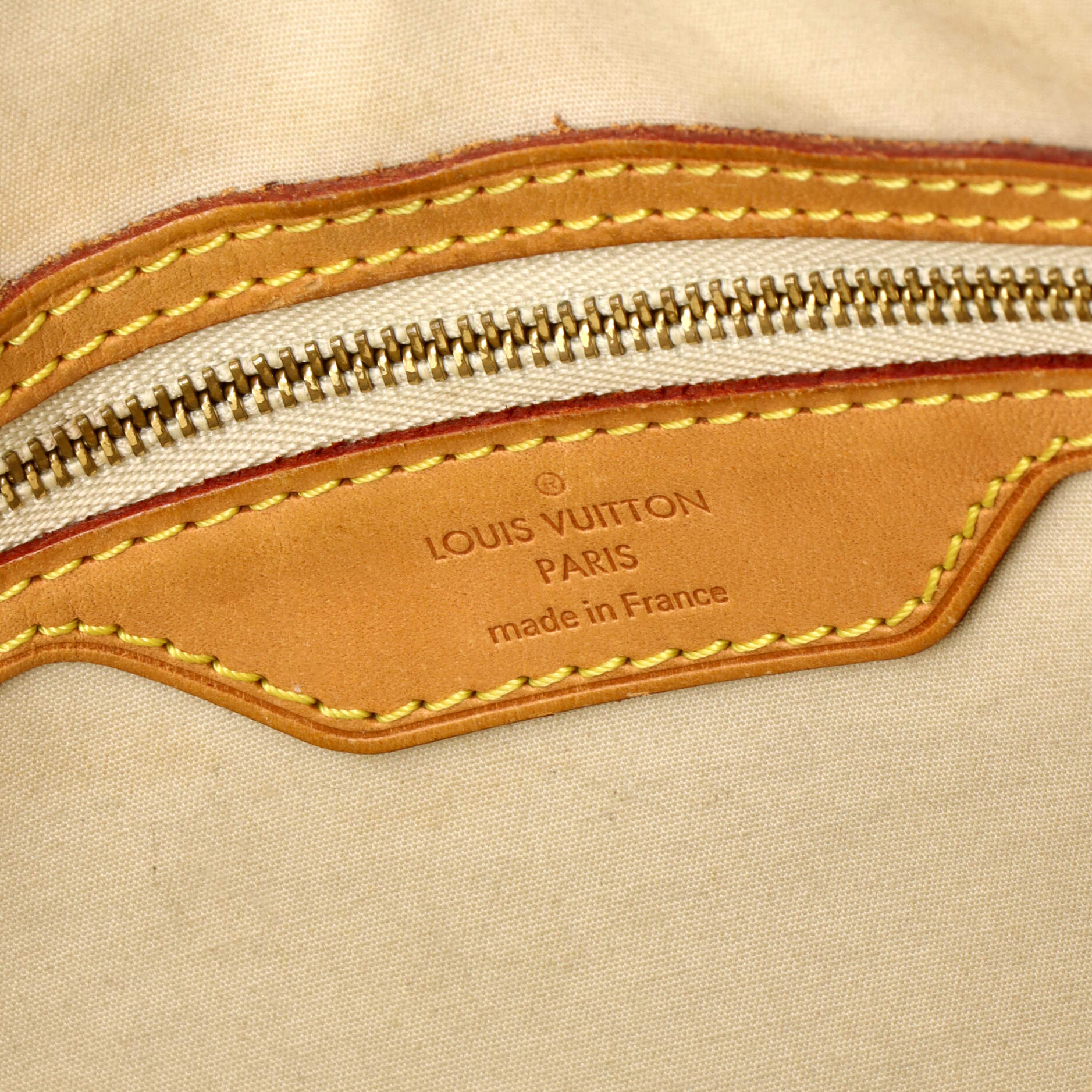 Pre-Loved Louis Vuitton Brea Handbag Monogram Vernis MM - Image 8