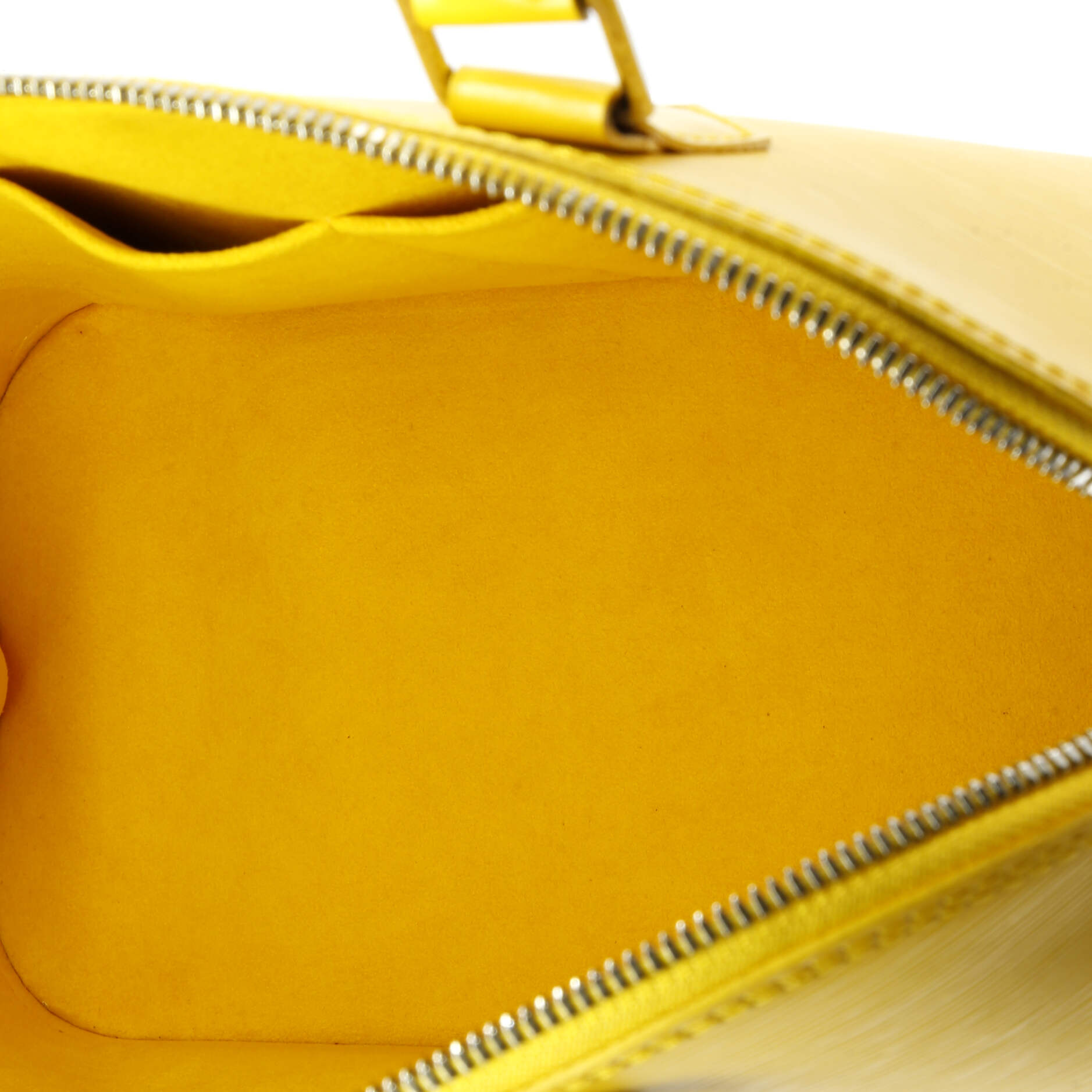 Pre-Loved Louis Vuitton Alma Handbag Epi Leather PM - Image 5