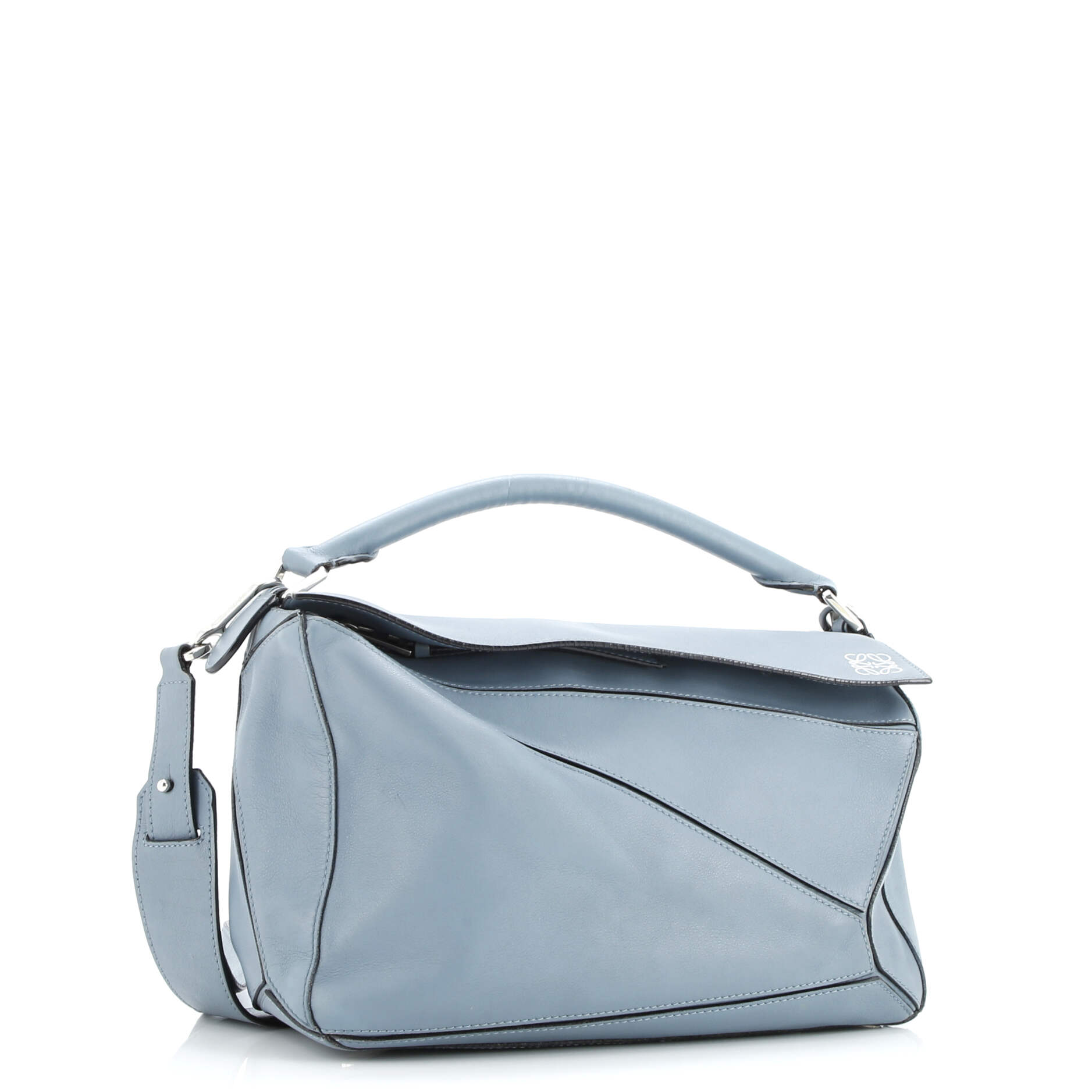 Pre-Loved Loewe Puzzle Bag Leather Medium - Image 4