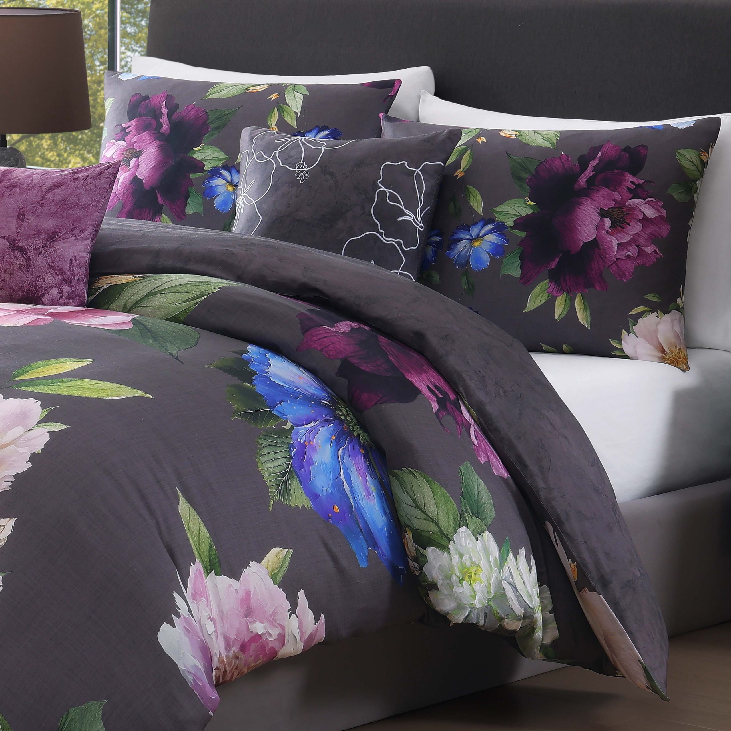 Bebejan Elegant Blossoms 5 Piece Reversible Comforter Set - Image 2