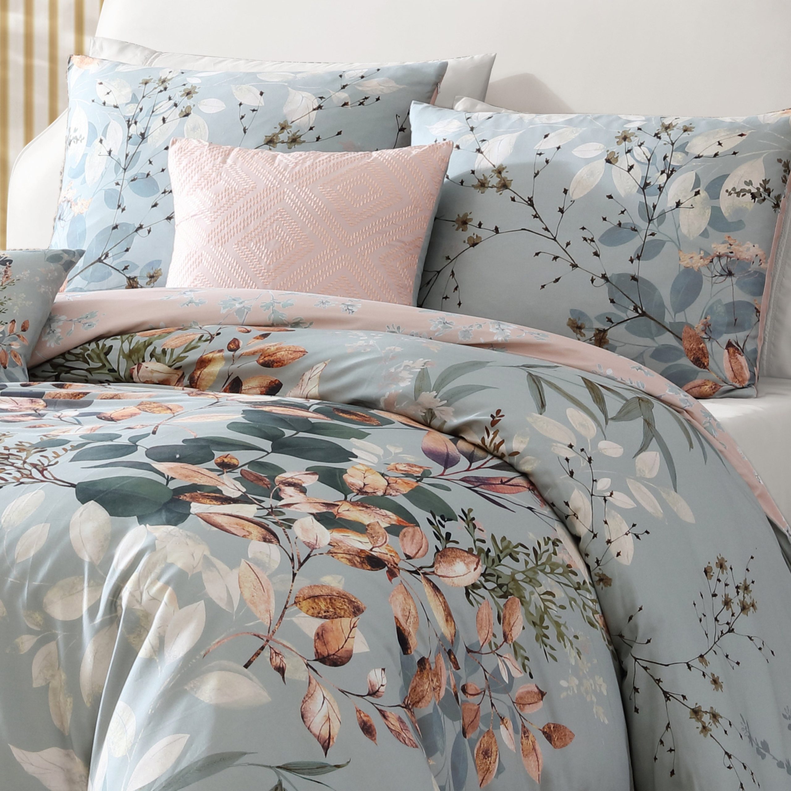 Bebejan Peach Leaves on Sage 5 Piece Reversible Comforter Set - Image 3