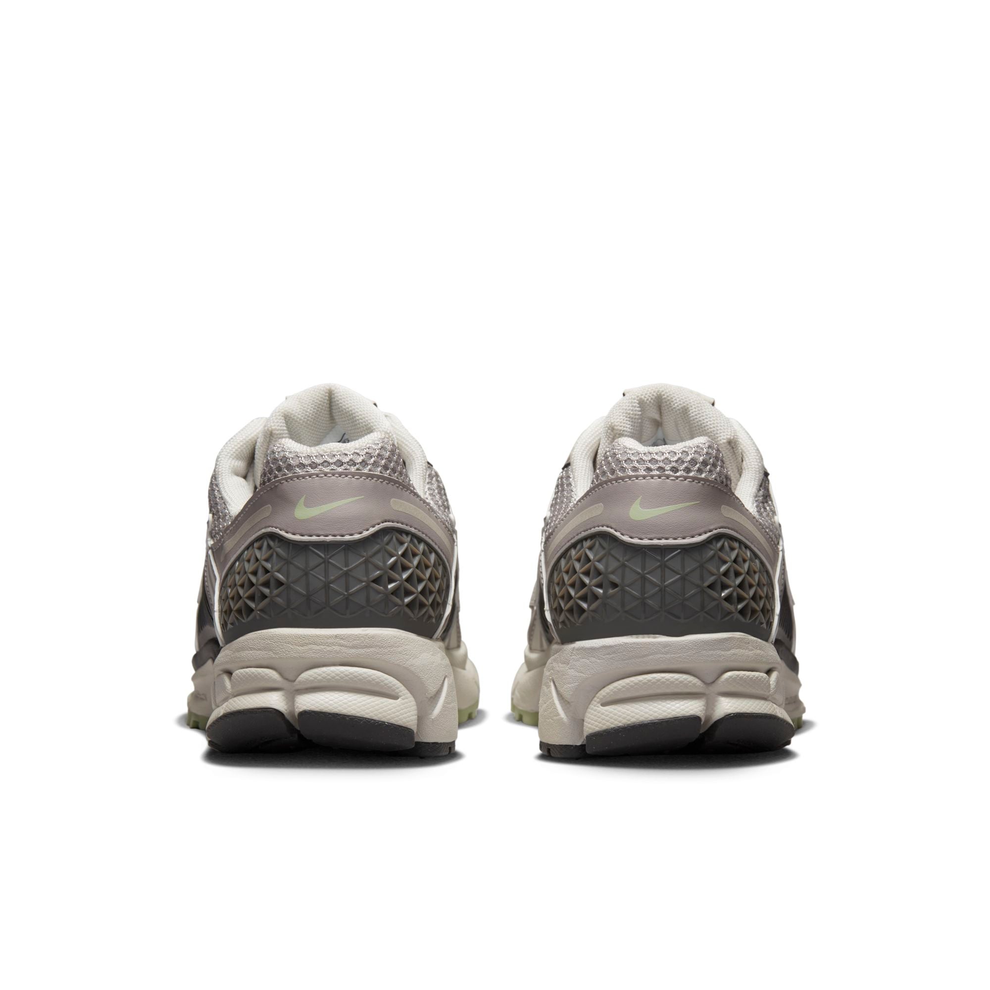 Nike Women's Zoom Vomero 5 'Cobblestone Flat Pewter (W)' - Fb8825-001 - Image 4