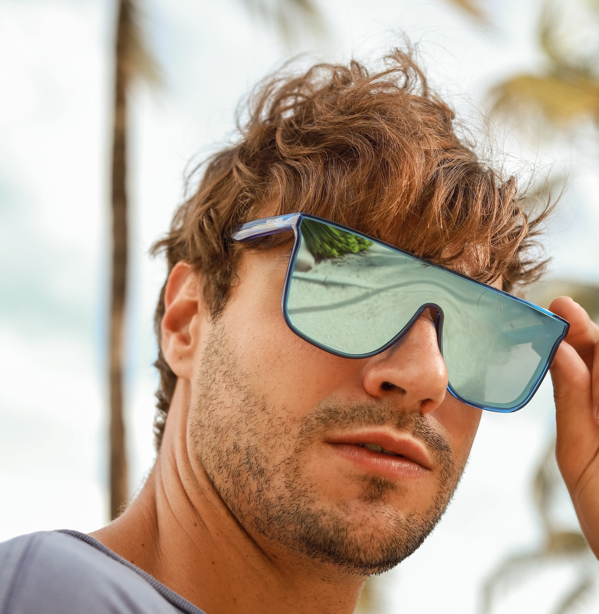 Biscayners Enid Blue Men's Sunglasses - Image 3