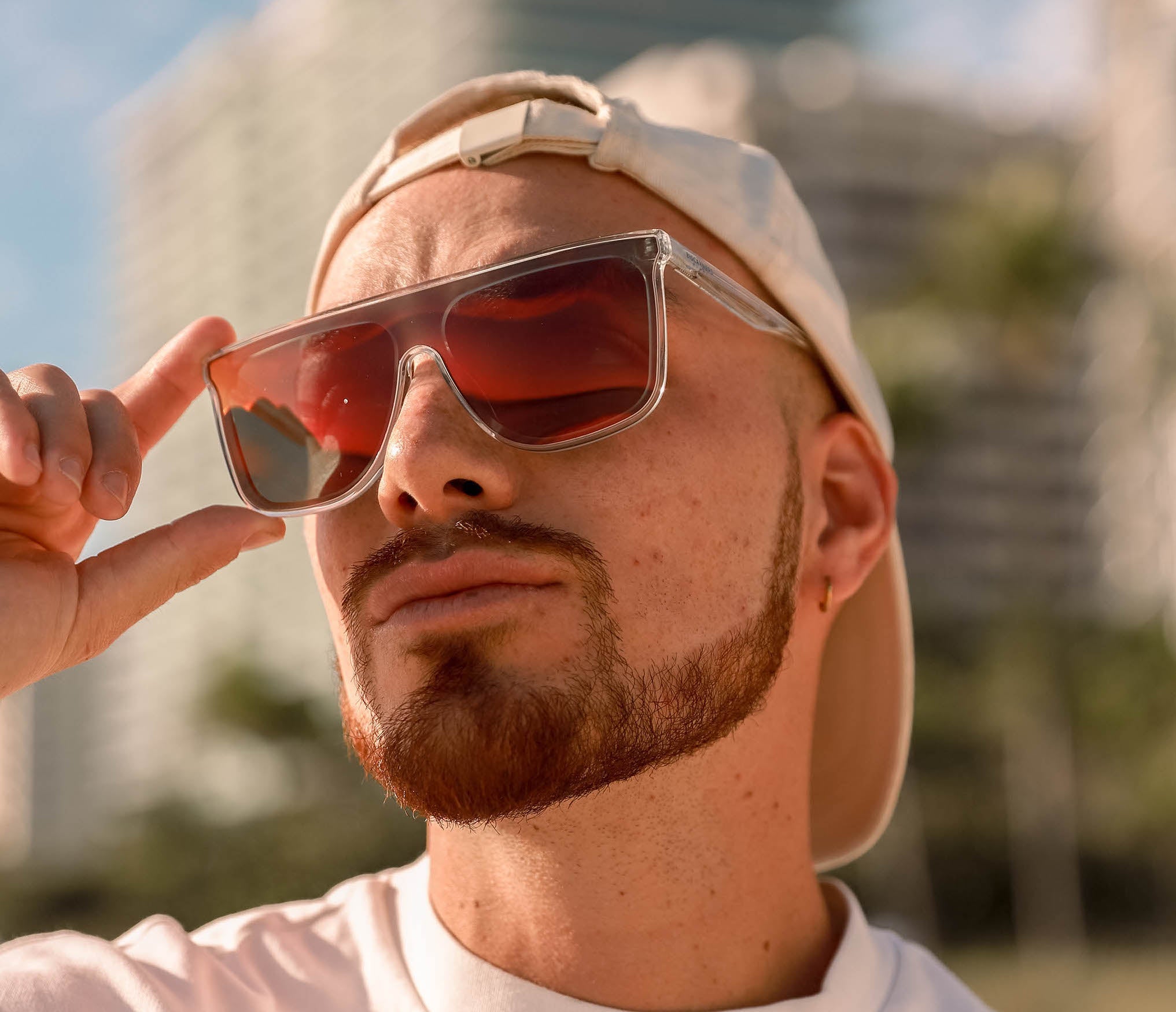 Biscayners Enid Crystal Men's Sunglasses - Image 5