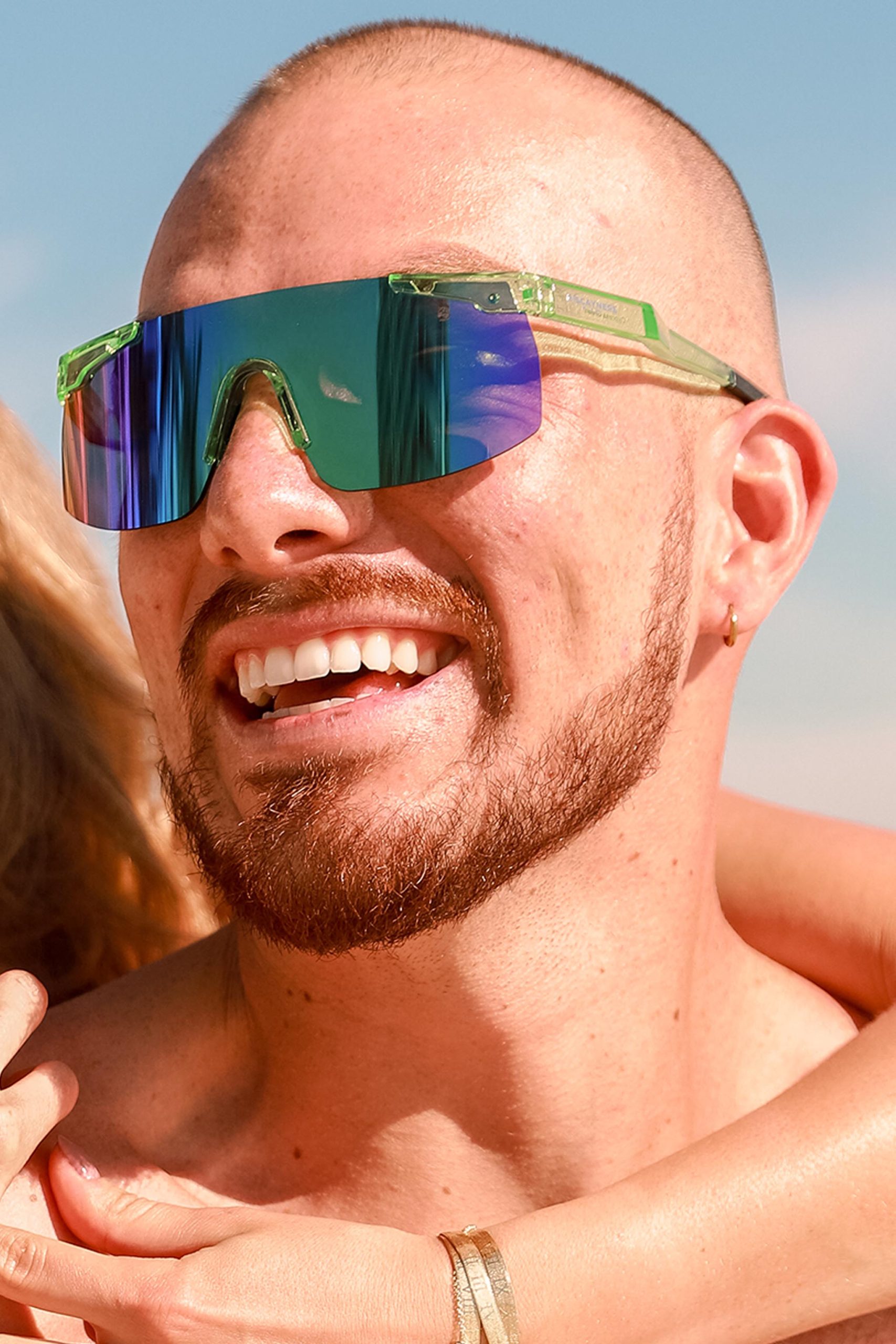 Biscayners Cypress Green Men's Sunglasses - Image 3