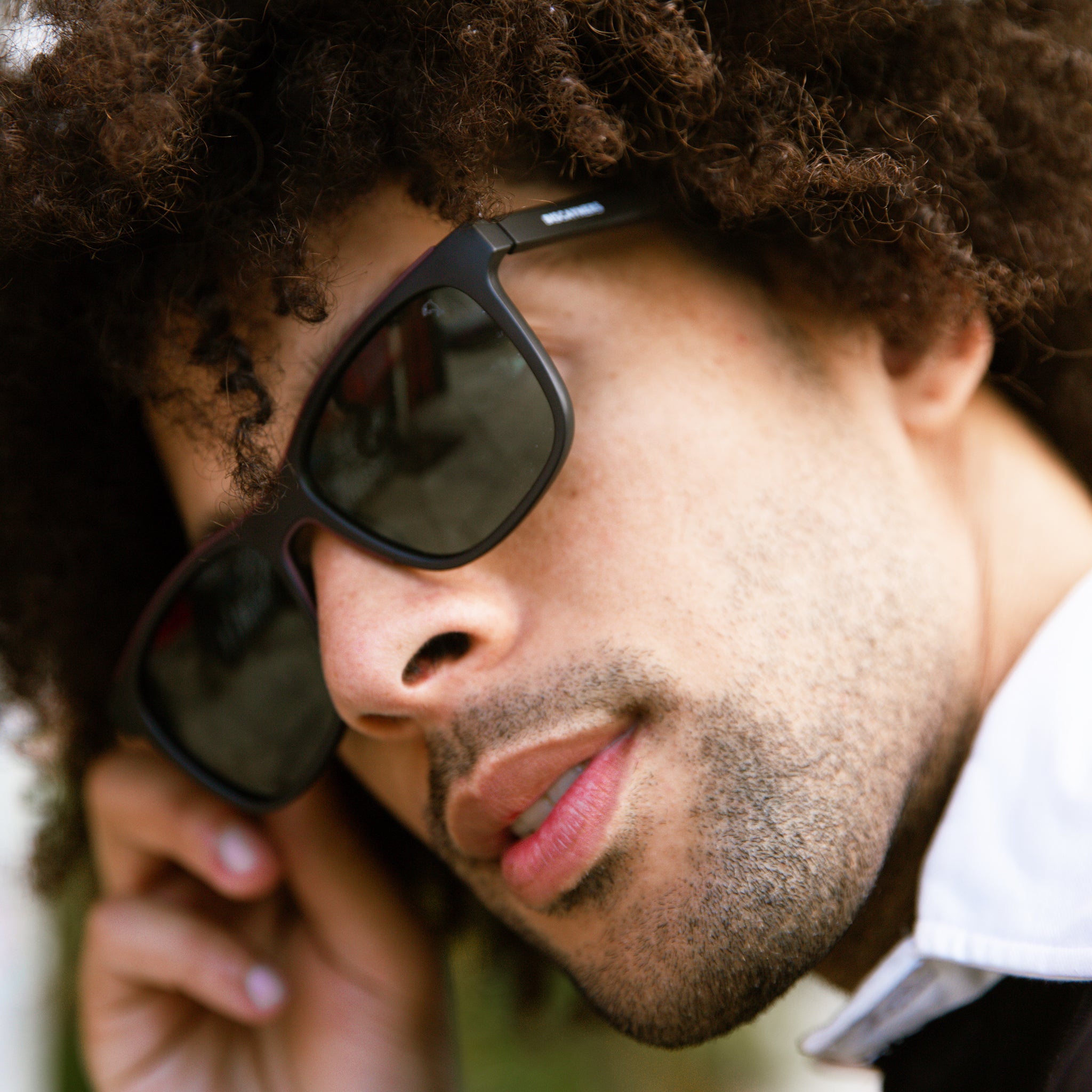 Biscayners Galen Black Sunglasses - Image 3