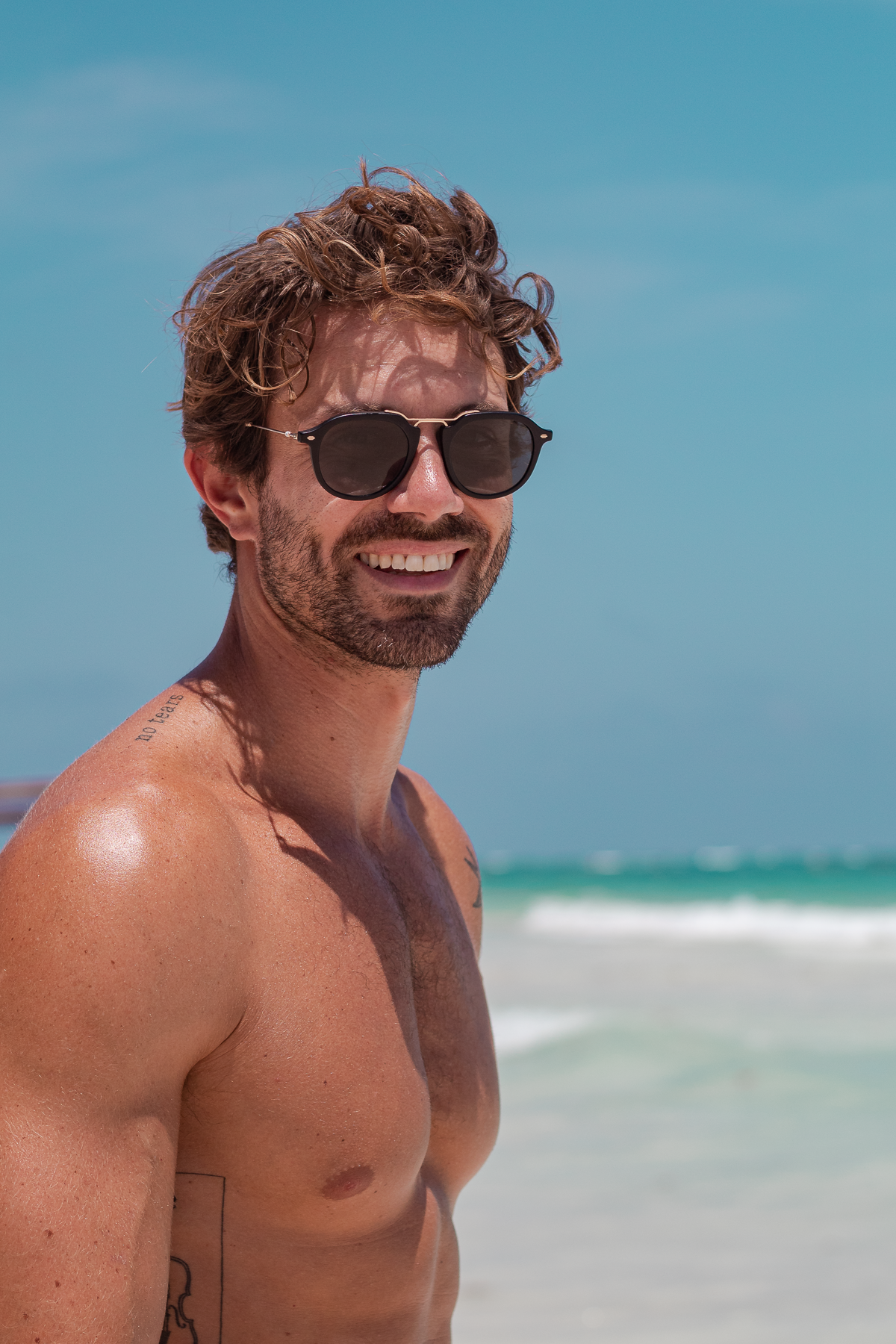 Out East Eyewear Westbury Sunglasses - Image 9