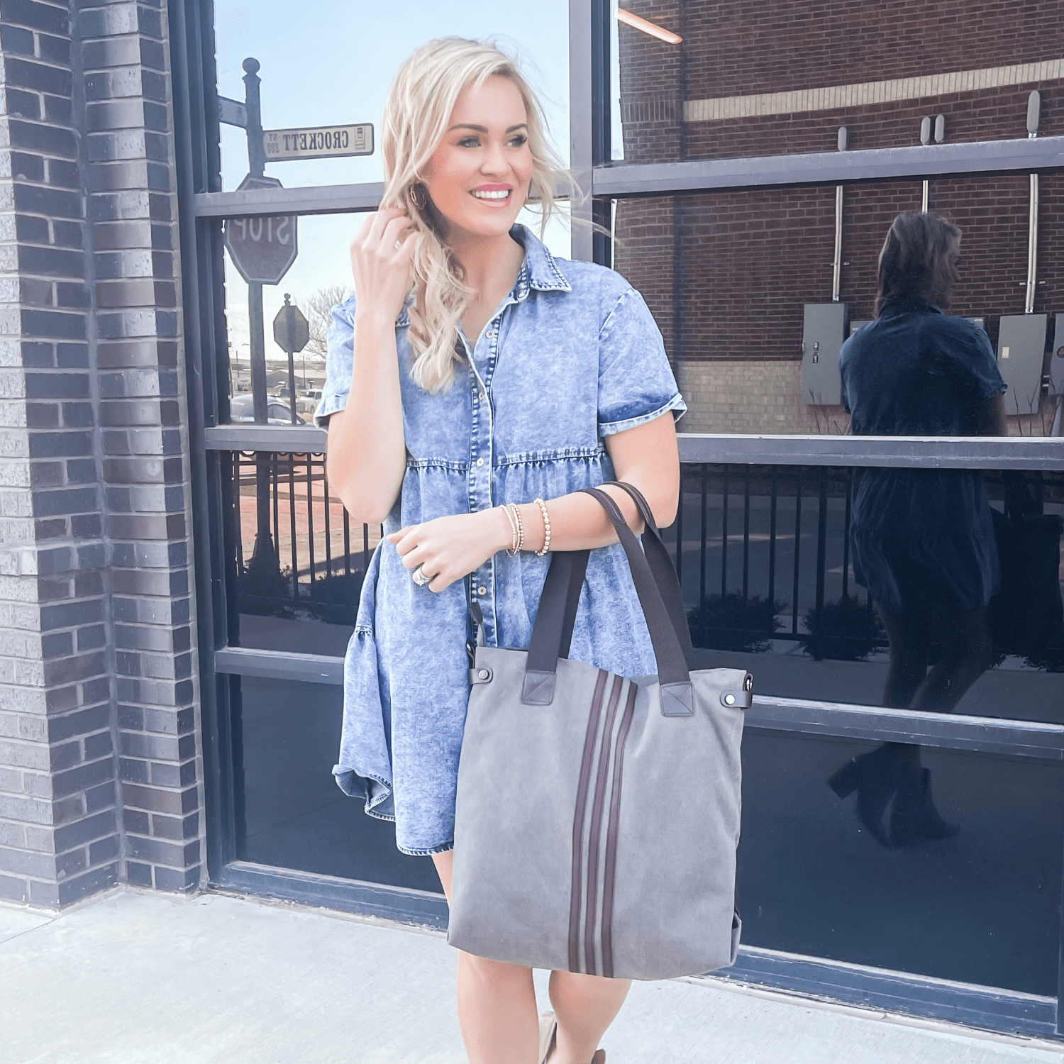 Kelly Canvas Tote by Threaded Pear - Image 3