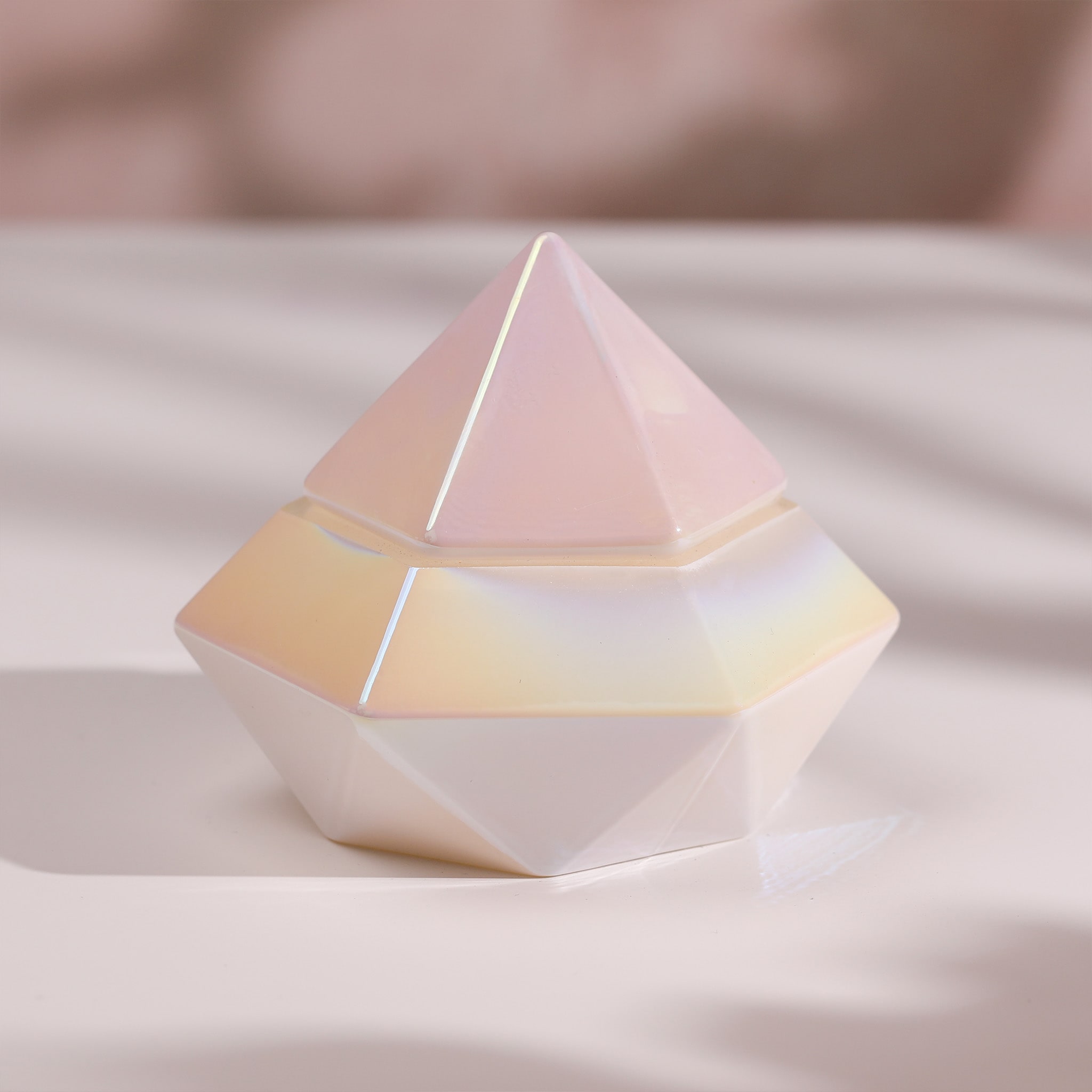 The Pearl Diamond Candle - Image 4