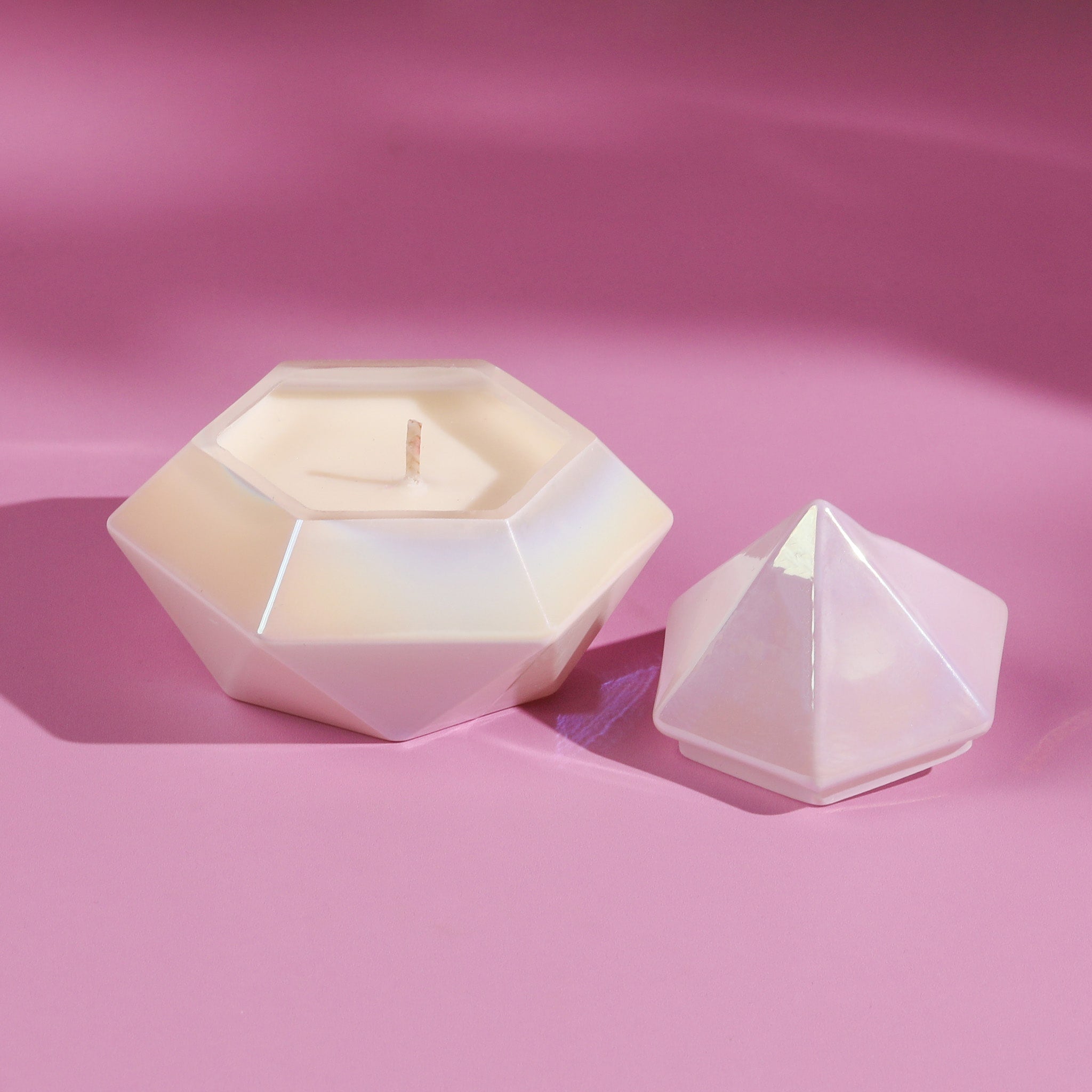 The Pearl Diamond Candle - Image 3