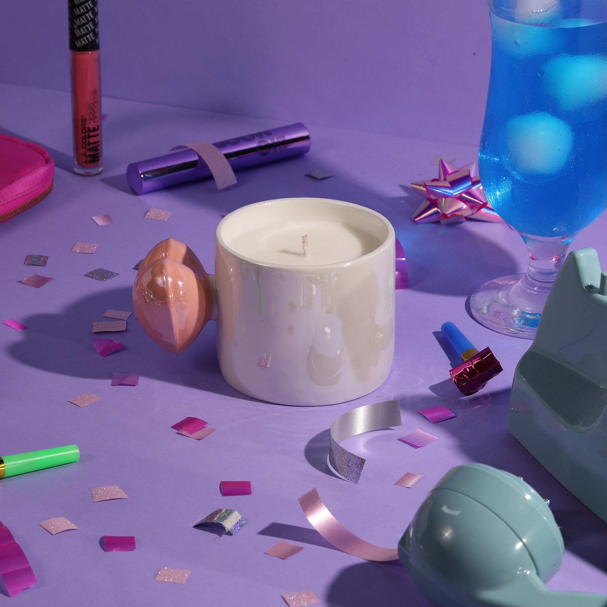 Heart In My Hand Diamond Candle - Image 3